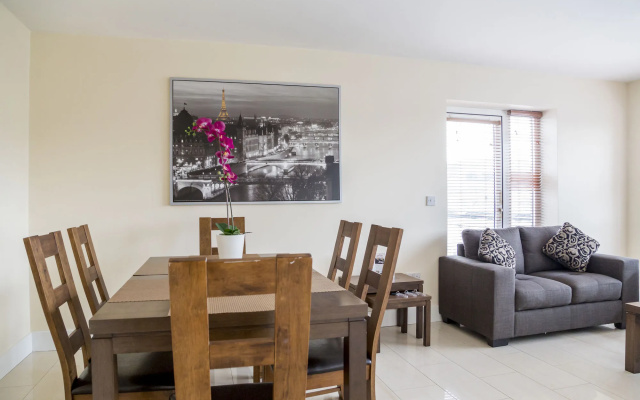 Pearse Street Suites