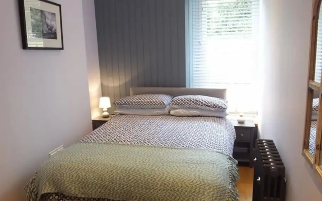 Albert View 1