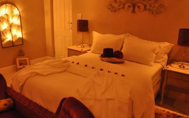 @TheBay Guest Villa
