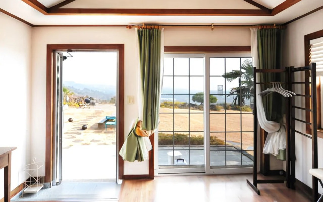 Seogwipo Happy Jeju Pension