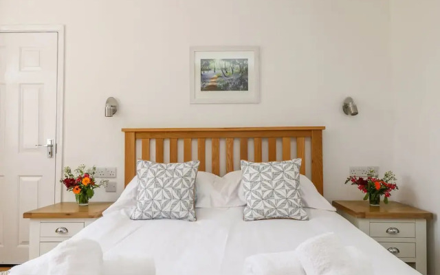 Strawberries & Cream Retreat