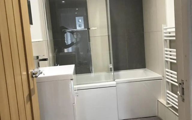 Great 2 Bedroom Flat