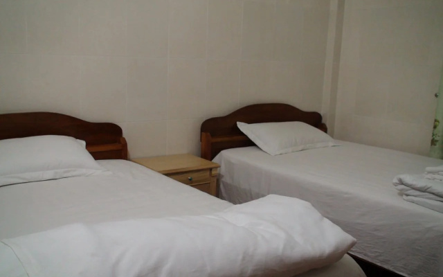 Van Anh Backpacker Hostel