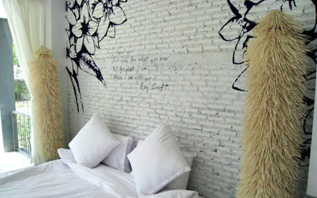 White at Sea Resort