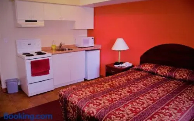 Royal Windsor Inn & Suites