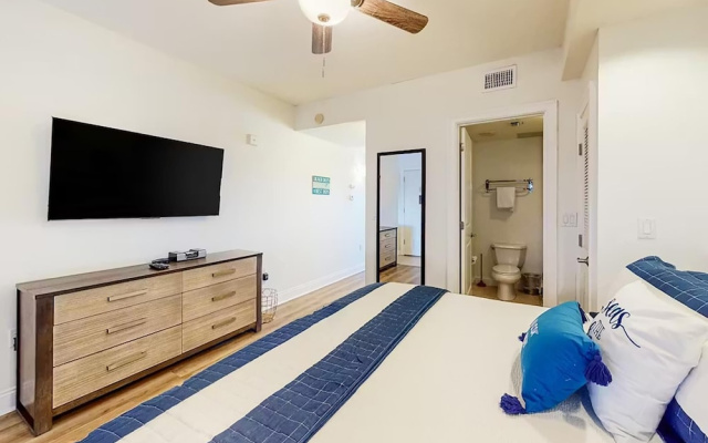 Carillon Beach Inn 310