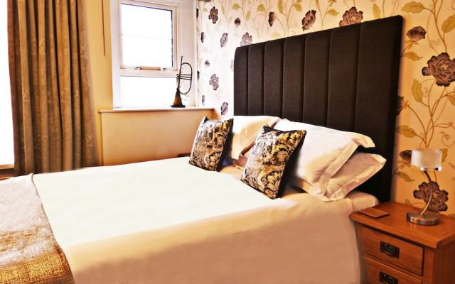 Marmalade Bed & Breakfast