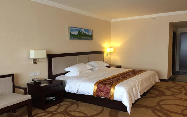 Days Hotel Frontier Yangshuo