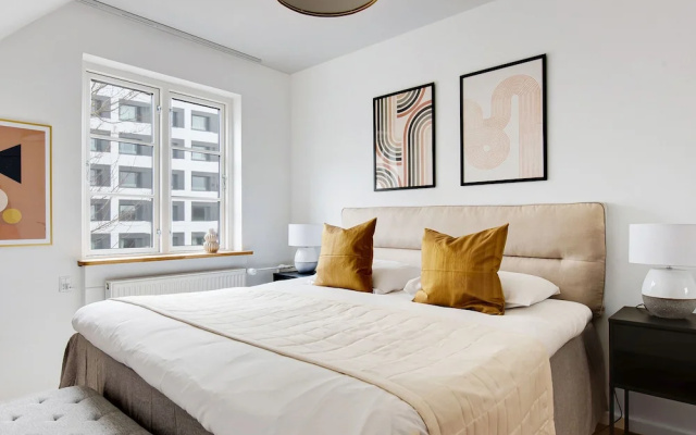Charm 2 - Great 2-bdr Apt With Shared Garden and Balcony