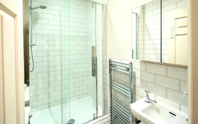 Remarkable 2-bed Apartment in London