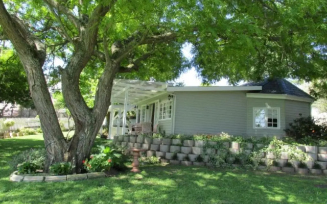 Deja Vu Cottage