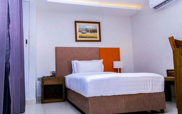 Canary Hotel