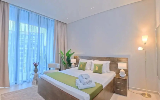 Beverly Boulevard By HMB HOMES