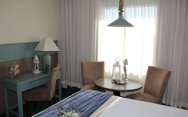 Chateau Westport Resort