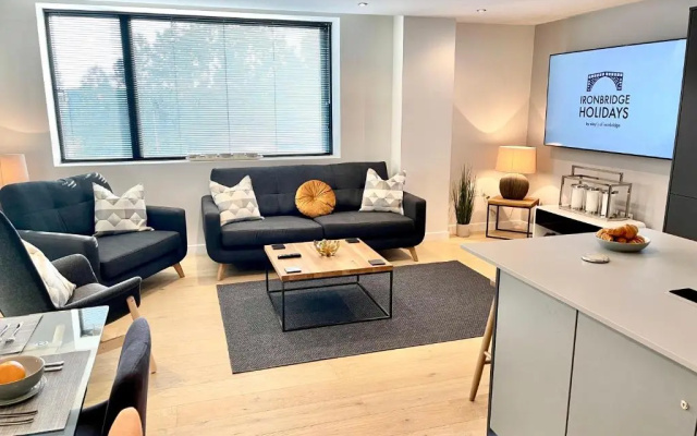 Apartment Twelve