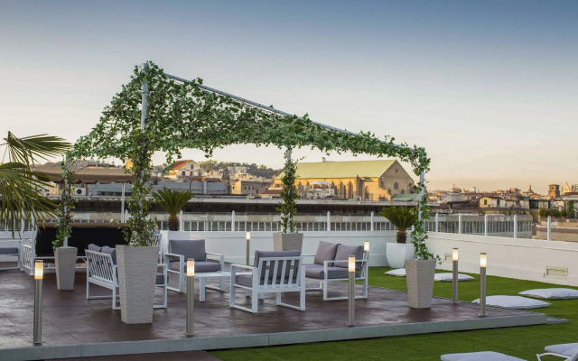 Отель NeapolitanTrips Hotel