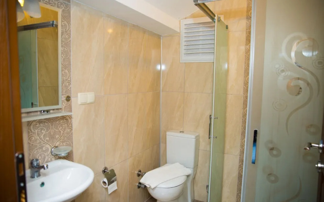 Oasis Apart Hotel
