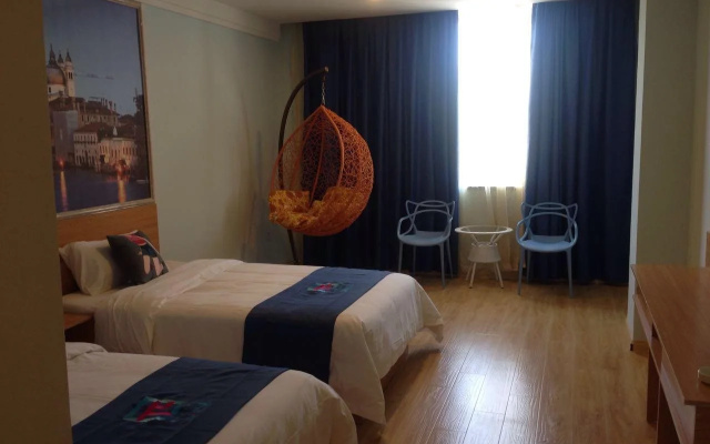 Pai Hotel Yining Liqun Classic Garden Road