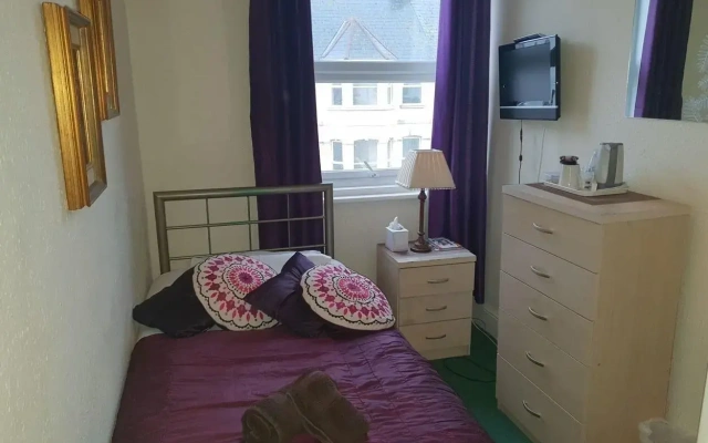Breken Guest House