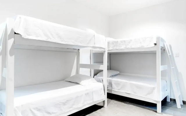 Valentina Suites by Las Flores