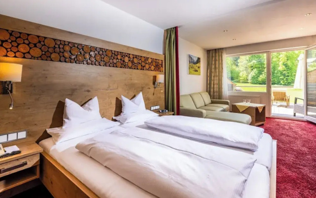Alm- & Wellnesshotel Alpenhof