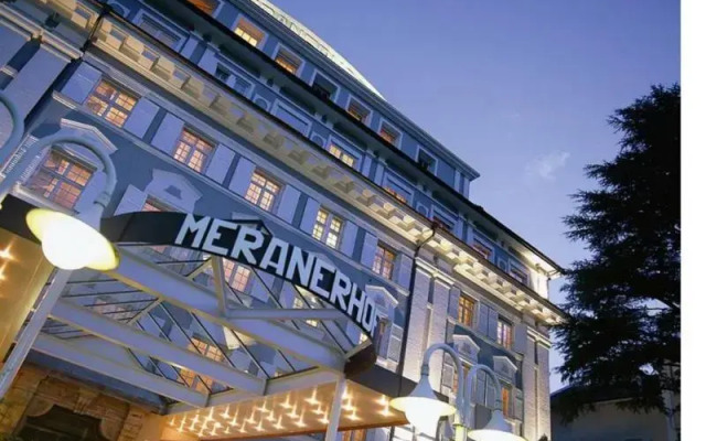 Classic Hotel Meranerhof Меран вид на фасад