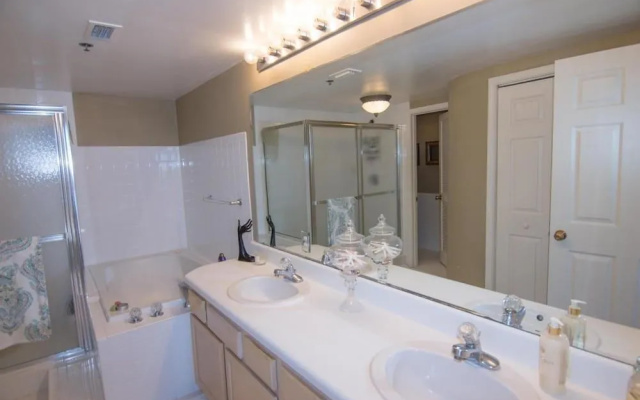 Jade East Towers 620 Destin