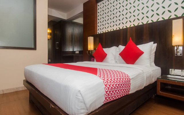 OYO 18449 Vinamra Residency