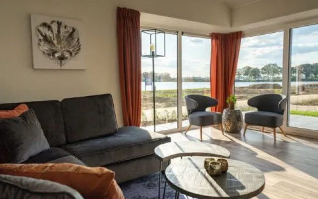 Resort De Kraaijenbergse Plassen 14512