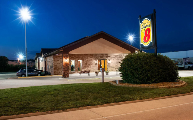 Отель Super 8 Effingham США, Эффингем - отзывы, цены и фото номеров - забронировать отель Super 8 Effingham онлайн вид на фасад
