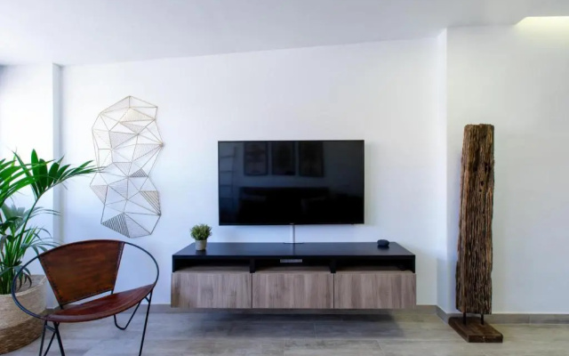Attic Deluxe - 5beds + A/C + WiFi