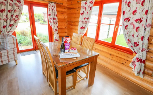 Ash Lodge