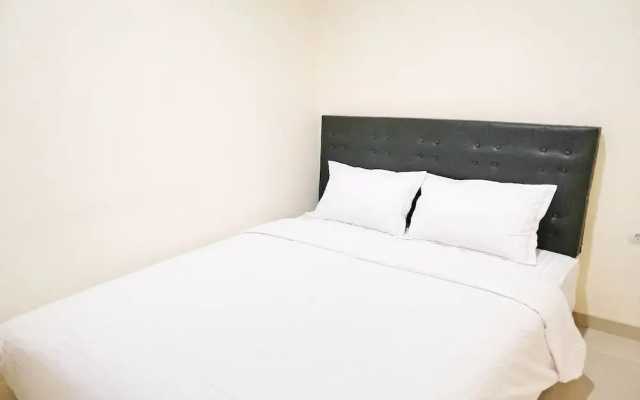 SPOT ON 92037 Jokotole 2 Homestay