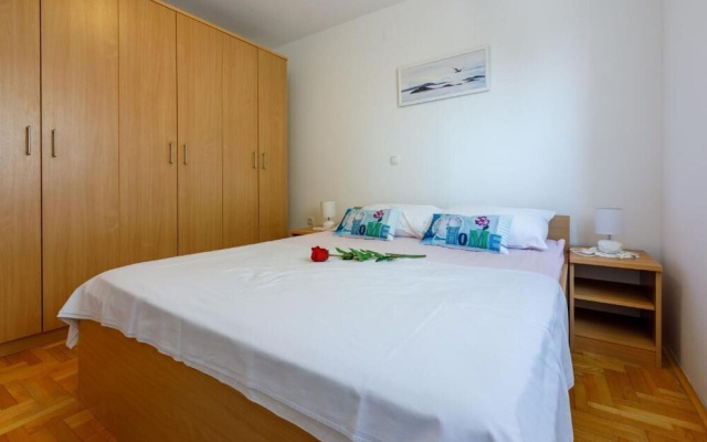 Apartments Pirin