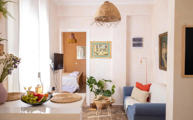 Mediterranean house - 12 min from Acropolis!