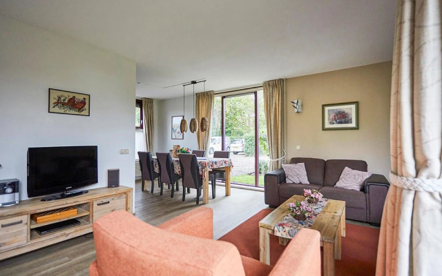 Nice Home in Heinkenzand With Wifi and 3 Bedrooms