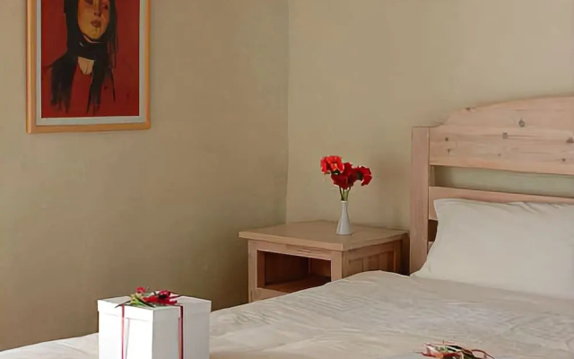 Notos Hotel
