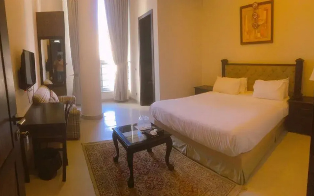 Room-cozy Guest Room F-7 Markaz Islamaba