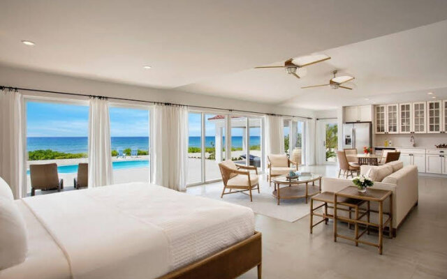 Le Soleil d'Or in Booby Pond Nature Reserve, Cayman Islands from 2125$, photos, reviews - zenhotels.com guestroom
