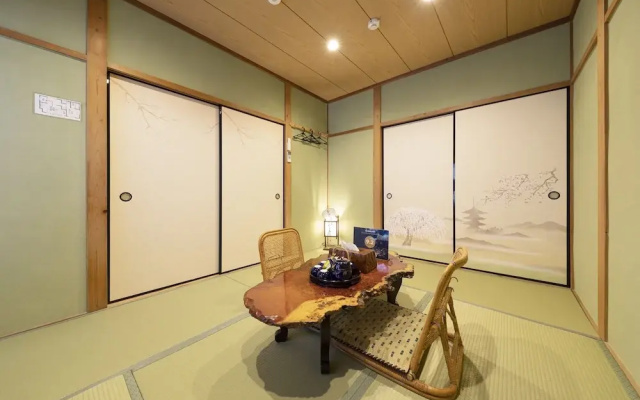Shirakabanoyado-Uehonmachi