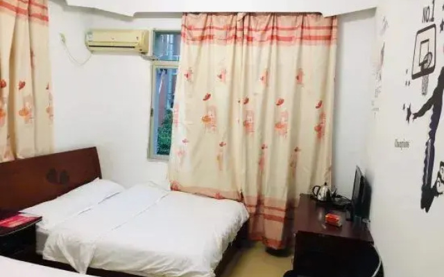 Quanzhou Overseas Chinese Theme Apartment