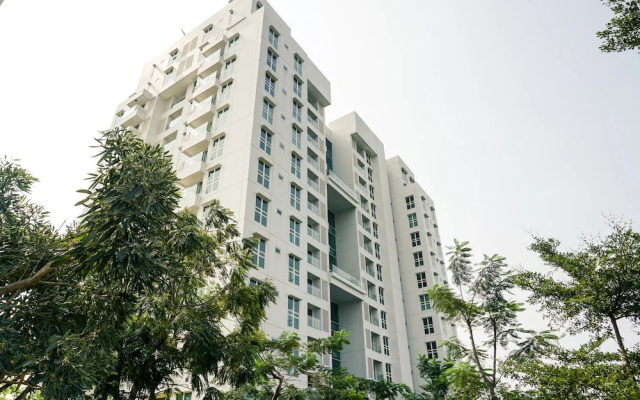 Modern 2BR Apartment at Citra Lake Suites