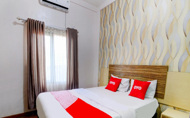 OYO 90263 Hotel Diva Golf