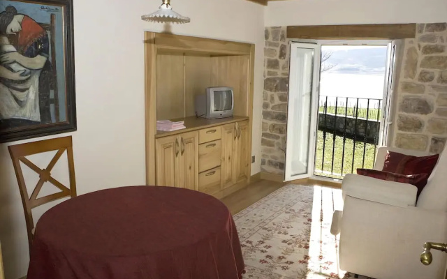 Casa Del Lago De Campoo
