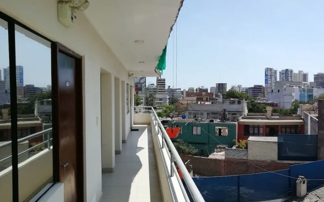 Maxy's Inn Hotel & Suite