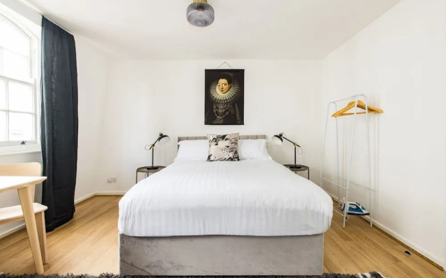 Mornington Crescent Apartments