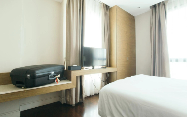 Thomson Residence Hotel