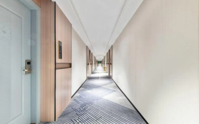 Jieyang Victoria Holiday Business Hotel