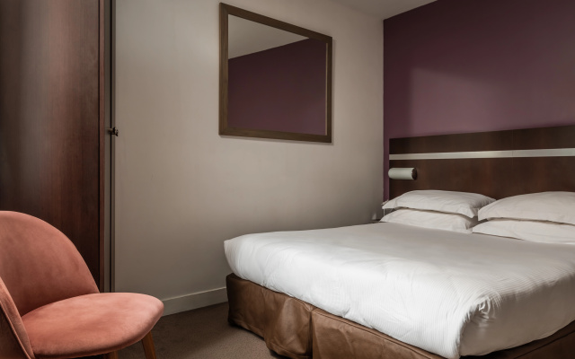 Hotel Arc de Triomphe