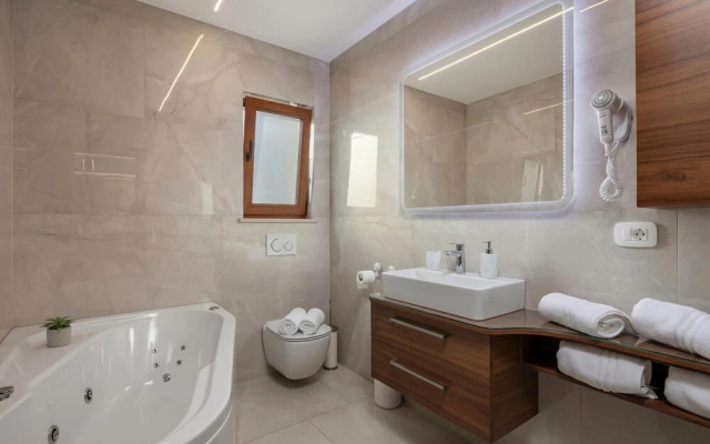 Villa Vilani Spa & Pool